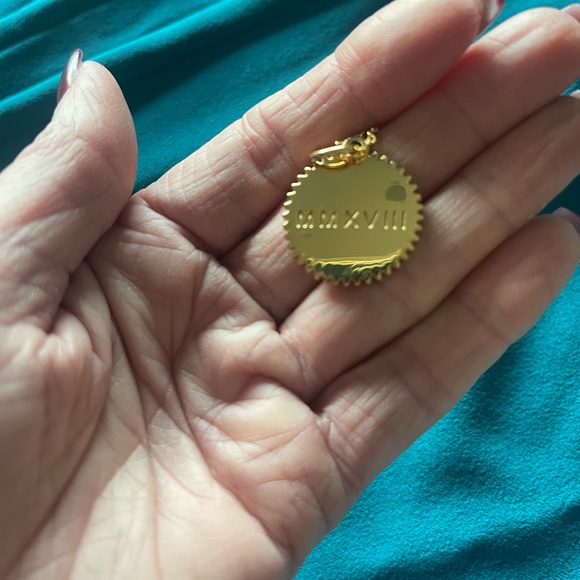 India Hicks token necklace - Picture 3 of 3